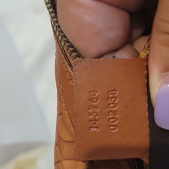 GUCCI ❤️🌟 HORSEBIT EMBOSSED RICH COGNAC  LEATHER ⭐️ - Picture 11 of 12